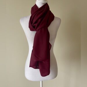 Haite Hijab Elegant Burgundy Oversized Scarf EUC